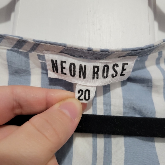 Wrap Top - Picture 2 of 3